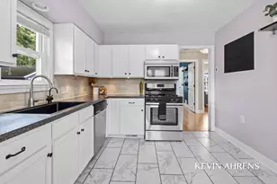 3610 Crystal St SW, Grandville, MI 49418 - Photo 7