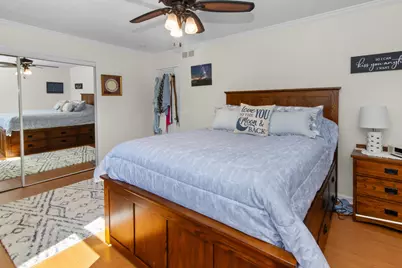 13250 Lake Point Boulevard, Belleville, MI 48111 - Photo 17