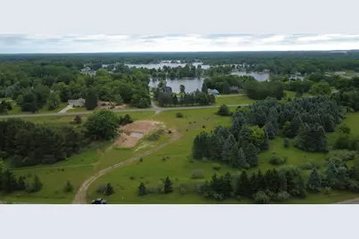 11651 Port Stewart Drive, Canadian Lakes, MI 49346 - Photo 9