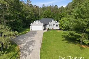 9347 Cedar Pines Ln NE, Sparta, MI 49345 - Photo 11