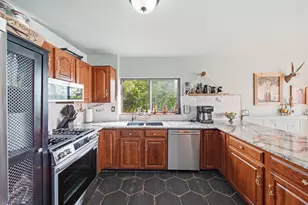192 Eastshore Dr, Jerome, MI 49249 - Photo 35