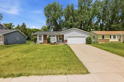 1821 32nd Street SE, Grand Rapids, MI 49508 - Photo 3