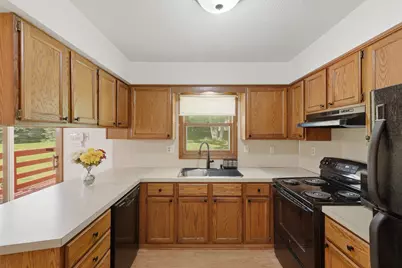 1821 32nd Street SE, Grand Rapids, MI 49508 - Photo 9