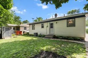 1944 Oakcliff Dr NE, Grand Rapids, MI 49525 - Photo 9
