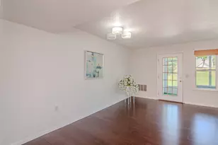 1704 Weatherstone Dr, Ann Arbor, MI 48108 - Photo 5