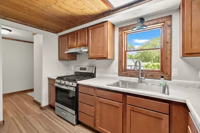 529 Riverside Drive, Battle Creek, MI 49015 - Photo 13