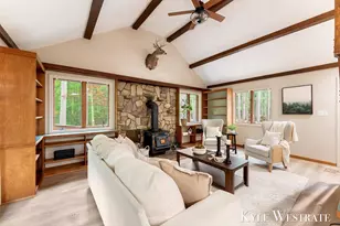 15594 Ritchie Ave NE, Cedar Springs, MI 49319 - Photo 7