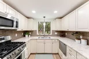 15594 Ritchie Ave NE, Cedar Springs, MI 49319 - Photo 11