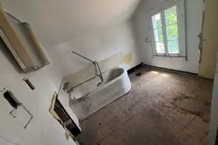 162 Calhoun St, Battle Creek, MI 49017 - Photo 11