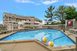 810 S Harbor Dr, Grand Haven, MI 49417 - Photo 45