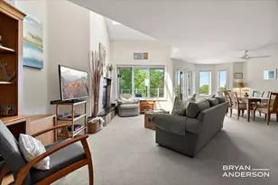 810 S Harbor Dr, Grand Haven, MI 49417 - Photo 5