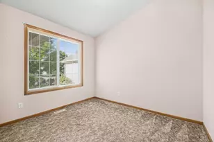 2091 Woodshire Pl SE, Grand Rapids, MI 49508 - Photo 13