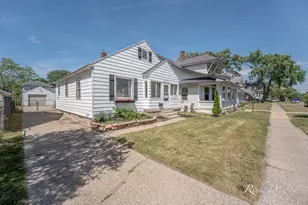 1225 Rathbone St SW, Wyoming, MI 49509 - Photo 3