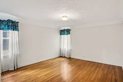 52 Baynton Avenue NE, Grand Rapids, MI 49503 - Photo 17