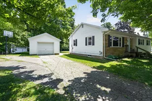 509 Fayette St, Jonesville, MI 49250 - Photo 41