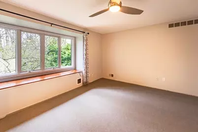 672 Greenhills Drive, Ann Arbor, MI 48105 - Photo 13