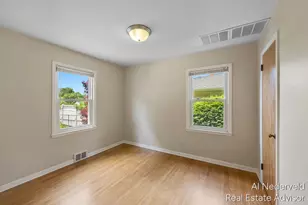 303 Wallinwood Ave NE, Grand Rapids, MI 49503 - Photo 17