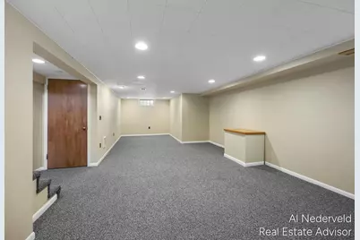 303 Wallinwood Avenue NE, Grand Rapids, MI 49503 - Photo 25