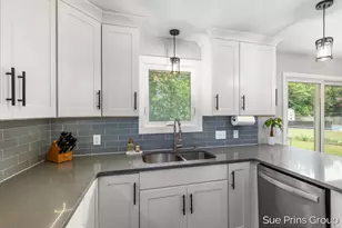 7354 S Garden Ct, Jenison, MI 49428 - Photo 11