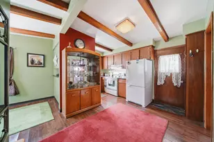 516 S Main St, Chelsea, MI 48118 - Photo 11