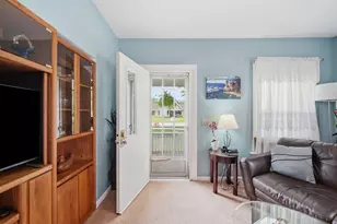 516 S Main St, Chelsea, MI 48118 - Photo 5