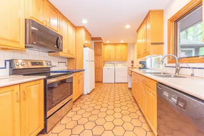 1877 Arlington Boulevard, Ann Arbor, MI 48104 - Photo 19