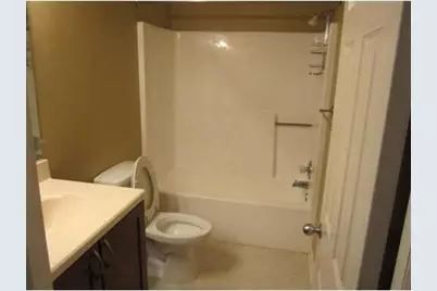 123 Fieldcrest 303, Ann Arbor, MI 48103 - Photo 9