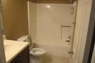 123 Fieldcrest 303, Ann Arbor, MI 48103 - Photo 9