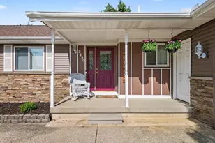 8490 Woodruff Dr SW, Byron Center, MI 49315 - Photo 3