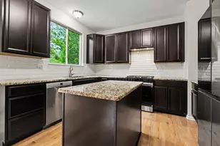 419 Amelia Cir, South Lyon, MI 48178 - Photo 17