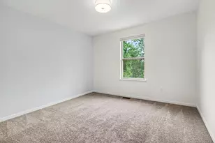 419 Amelia Cir, South Lyon, MI 48178 - Photo 35