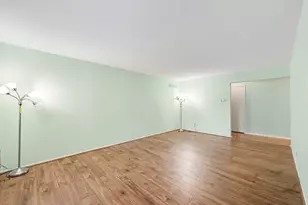 27653 W Echo Valley W, Farmington Hills, MI 48334 - Photo 5