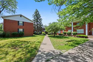 27653 W Echo Valley W, Farmington Hills, MI 48334 - Photo 27
