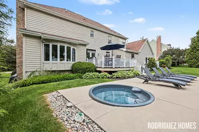 2246 Cascade Lakes Circle SE, Grand Rapids, MI 49546 - Photo 5