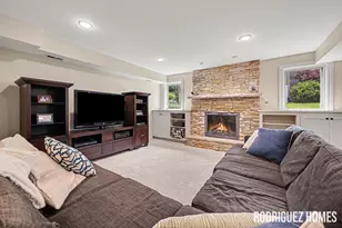 2246 Cascade Lakes Circle SE, Grand Rapids, MI 49546 - Photo 43