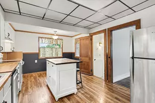 293 W 20th St, Holland, MI 49423 - Photo 9
