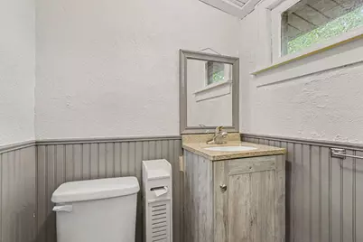 293 W 20th Street, Holland, MI 49423 - Photo 11