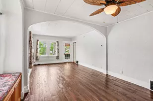 293 W 20th St, Holland, MI 49423 - Photo 7