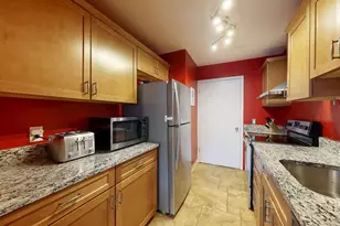 718 Peninsula Ct, Ann Arbor, MI 48105 - Photo 13