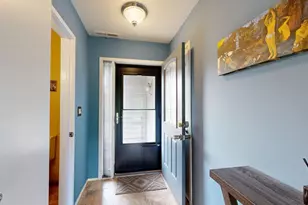 718 Peninsula Ct, Ann Arbor, MI 48105 - Photo 5