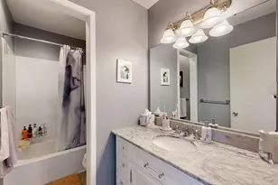 718 Peninsula Ct, Ann Arbor, MI 48105 - Photo 23