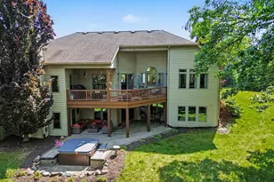 888 Ridge Rd, Chelsea, MI 48118 - Photo 3