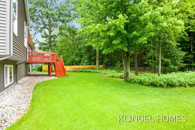 16815 Watersedge Drive, Grand Haven, MI 49417 - Photo 29