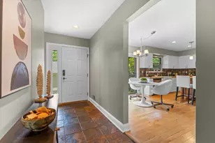 2202 Pine Grove Ct, Ann Arbor, MI 48103 - Photo 5