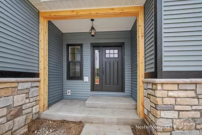 186 9 Mile Road NE, Comstock Park, MI 49321 - Photo 3