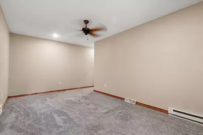 805 W Moore Road, Grant, MI 49327 - Photo 17