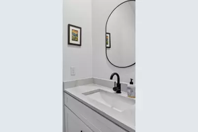 23112 Vassar Avenue, Hazel Park, MI 48030 - Photo 9