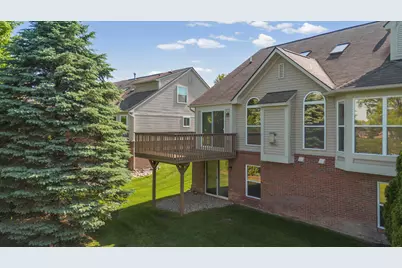 28061 Tremonte Drive #70, New Hudson, MI 48165 - Photo 5