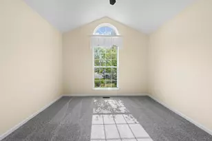 28061 Tremonte Dr, New Hudson, MI 48165 - Photo 25