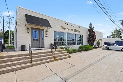 813 Highland Avenue, Saint Joseph, MI 49085 - Photo 1